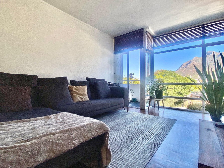 1 Bedroom Property for Sale in Tamboerskloof Western Cape